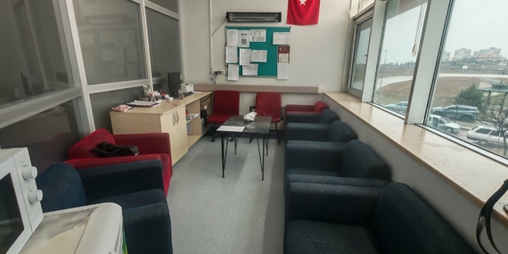 Minimum Konfor, Maksimum Çaba: Hastanelerde Dinlenme Alanı Tartışması Büyüyor