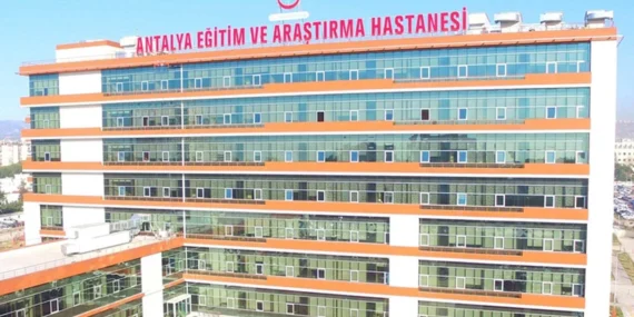 Antalya’da İl İçi Tayin İlanındaki Nöbet Muafiyeti Şartı Tepki Çekti: Engelli, Mazeretli Ebe ve Hemşireler Mağdur Edildi